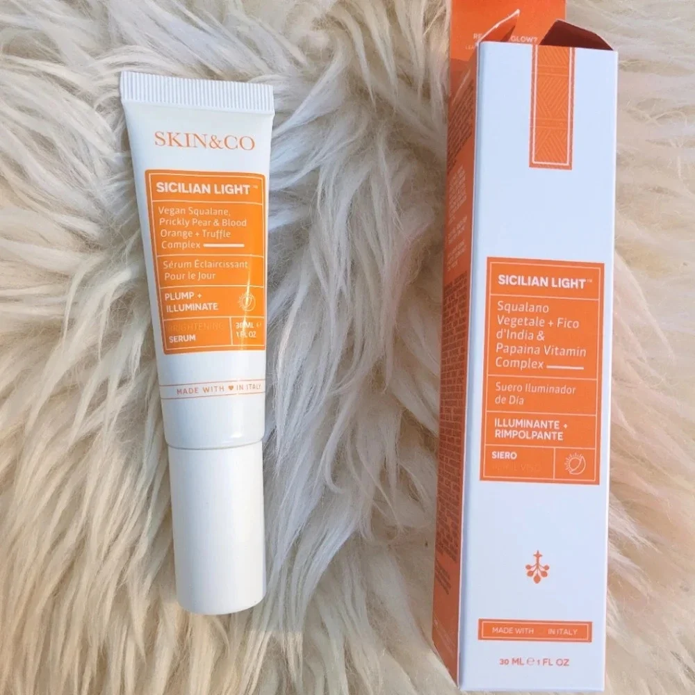 New Skin & Co Sicilian Light Brightening Serum 30ML | 1.0 FL OZ - Picture 2 of 4